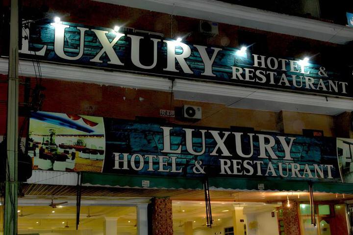 Luxury Hotel & Restaurant