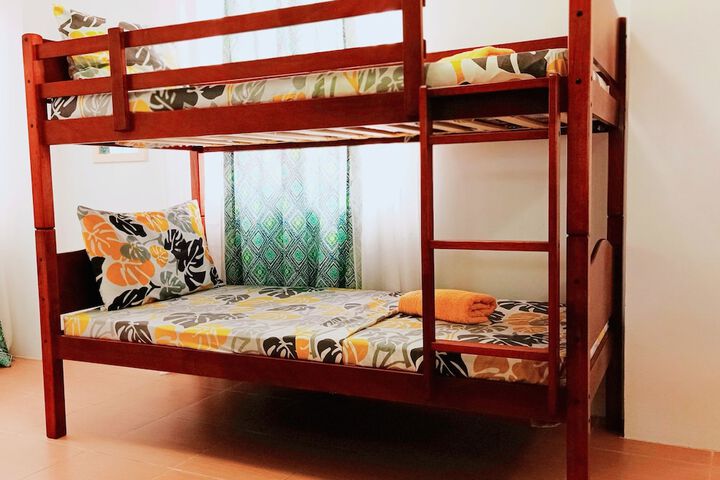 Room 12 of 85