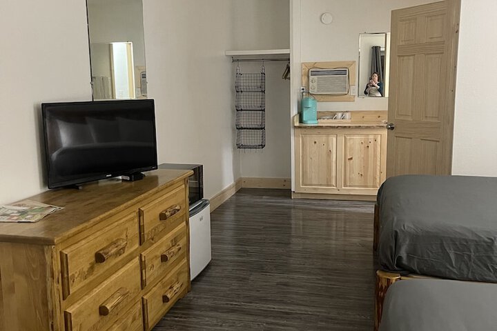 Room 18 of 91