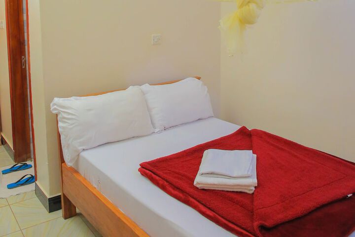 Room 3 of 13