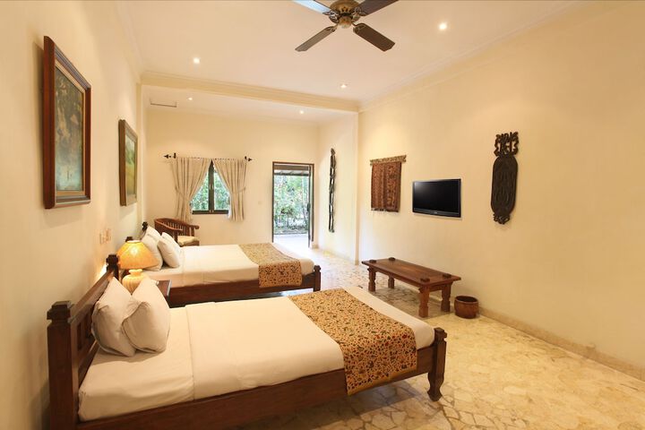 Room 3 of 22