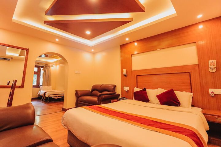 Room 14 of 22