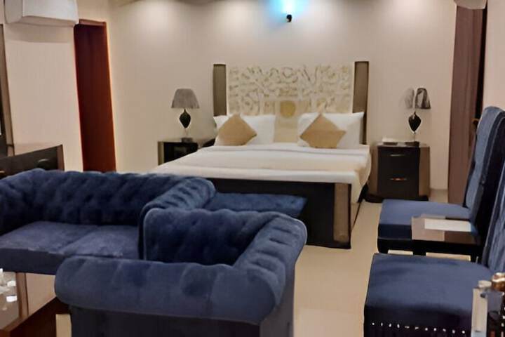 Room 7 of 29