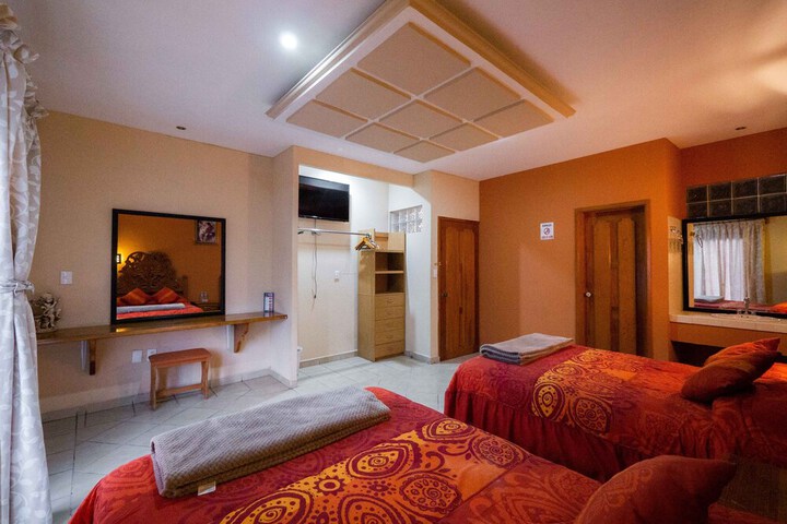 Room 29 of 33