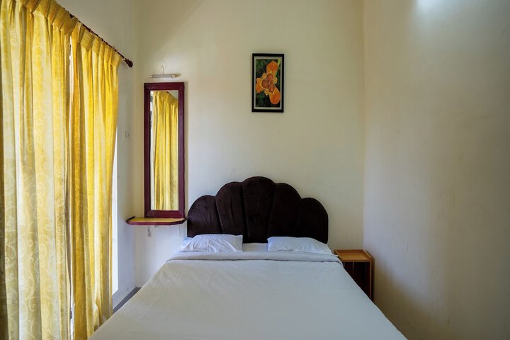 Room 18 of 53