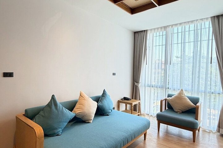 Room 28 of 156