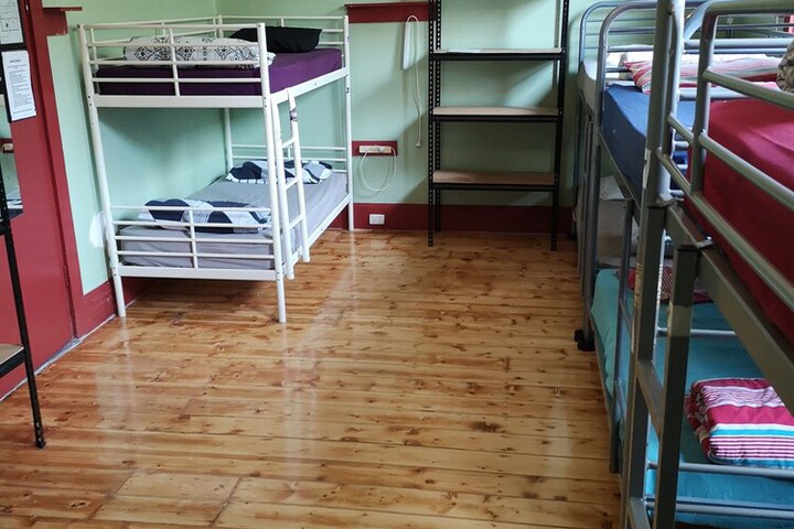 Room 42 of 135