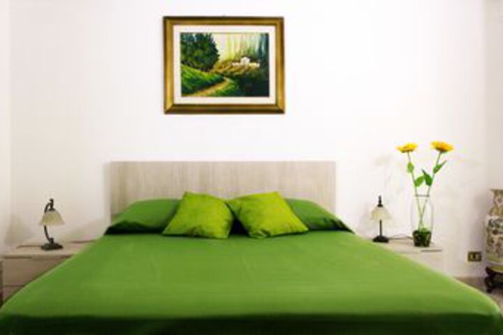 Room 10 of 22