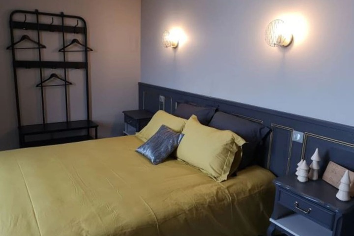 Room 9 of 51
