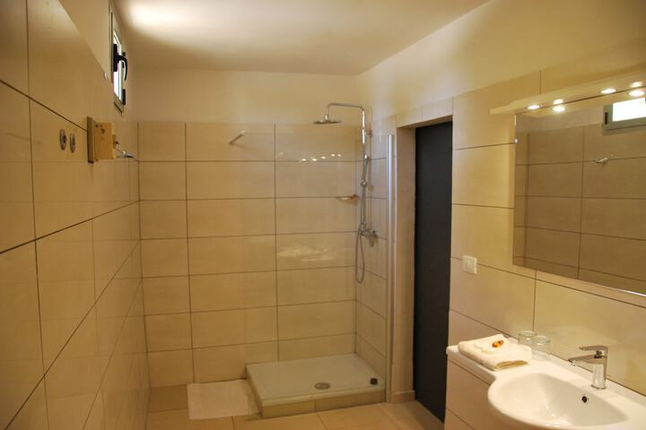 Bath Photo