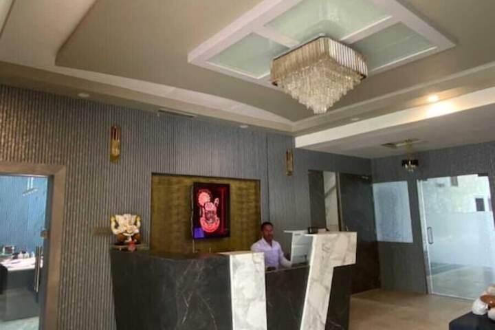 Hotel Interior 2 of 31