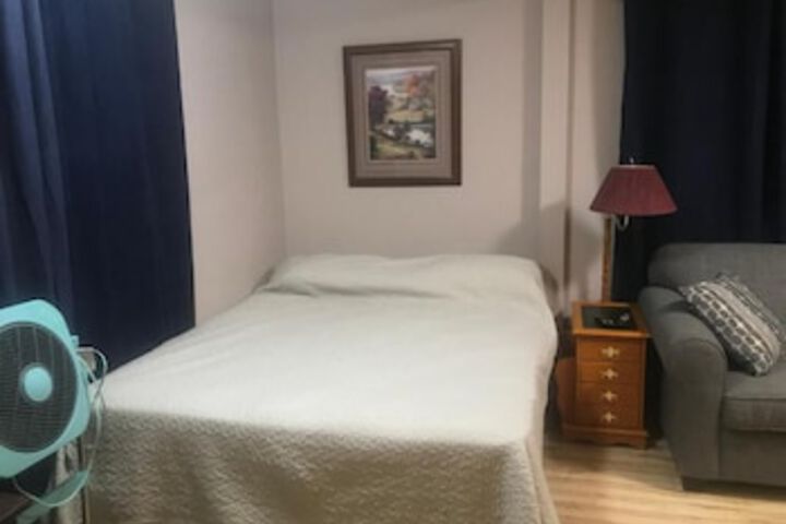 Room 25 of 117