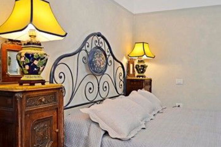Room 7 of 22