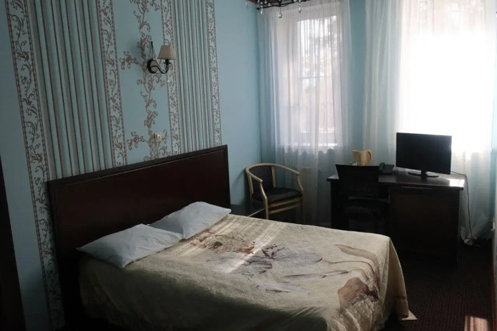 Room 2 of 13