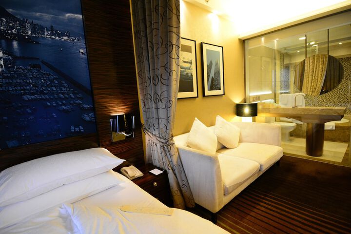 Room 7 of 54