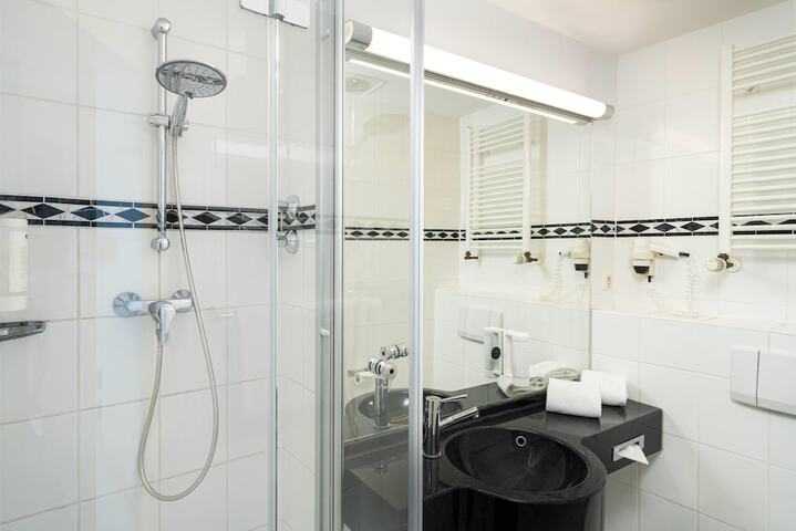 Bath Interior