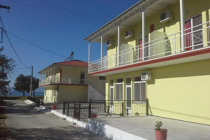 Amarilia Studios