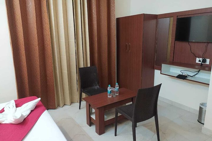 Room 12 of 70
