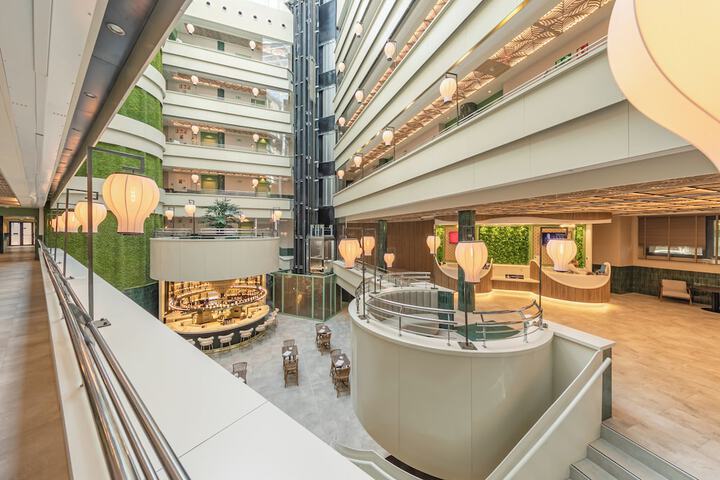 Guest Lobby
