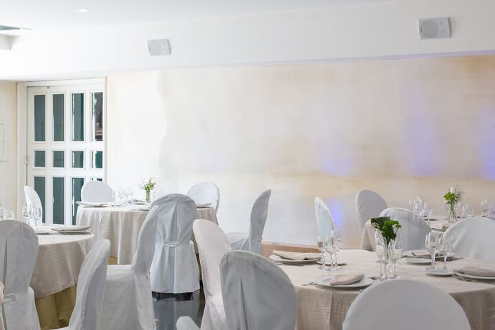 Dining Photos