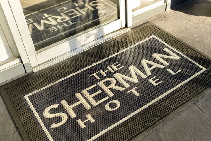 The Sherman Hotel - Sherman Oaks Ca 15485 Ventura 91403