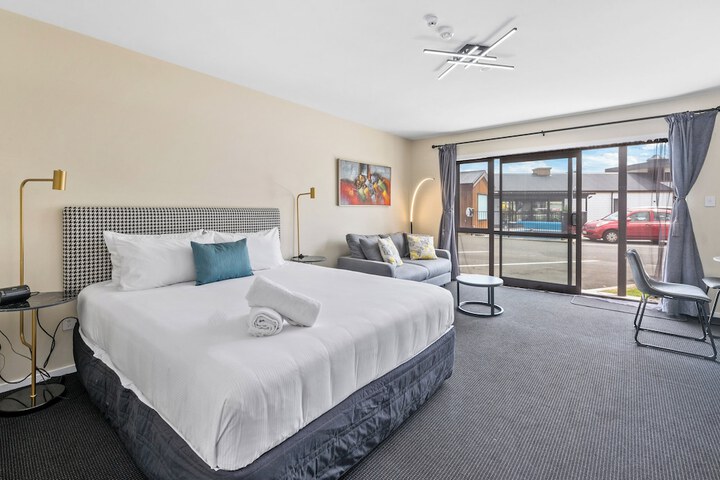 Room 10 of 47