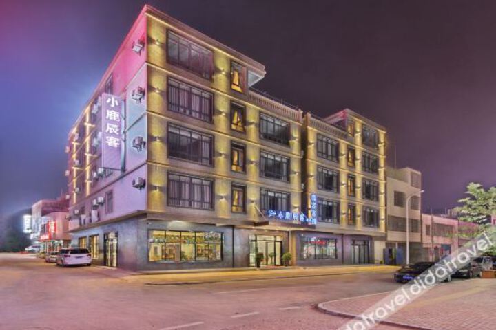 Hotel 2 of 32