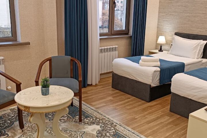 Room 3 of 26