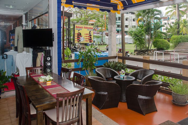 Food court
