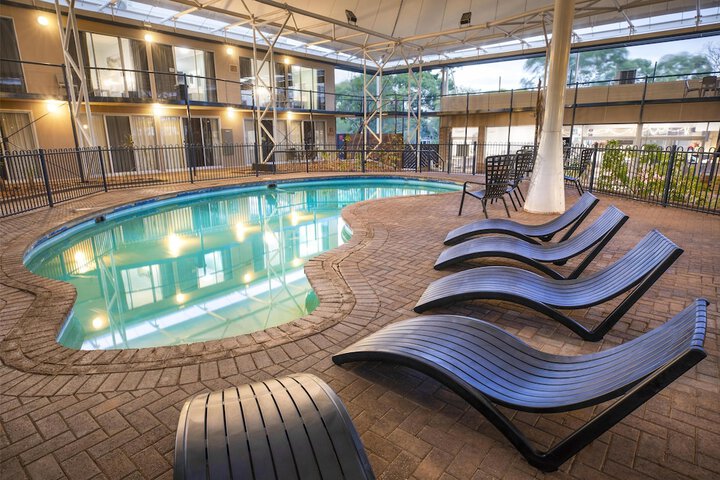 Pool 23 of 40