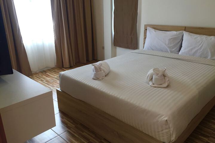 Room 9 of 138