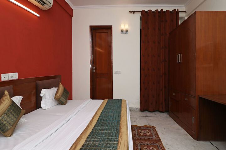 Room 20 of 27