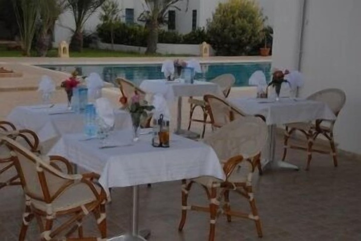 Dining Photos