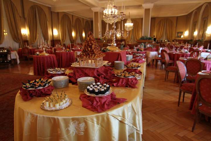 Dining 122 of 161