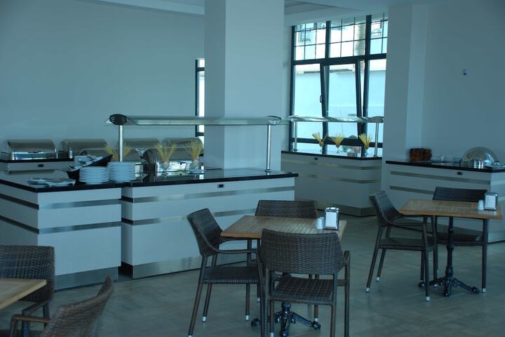 Dining Photos