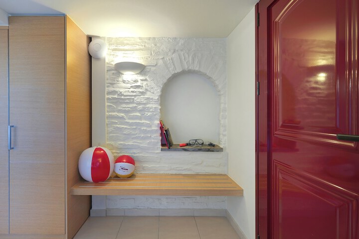 Room 50 of 131