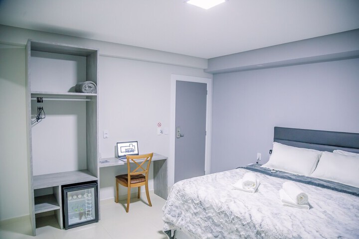 Room 16 of 35