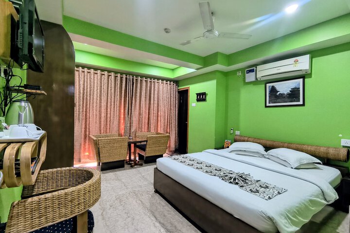 Room 36 of 90