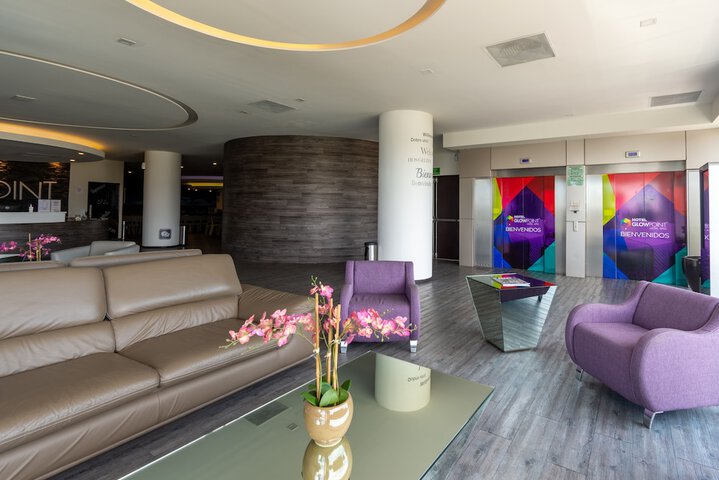 Hotel Interior 6 of 100