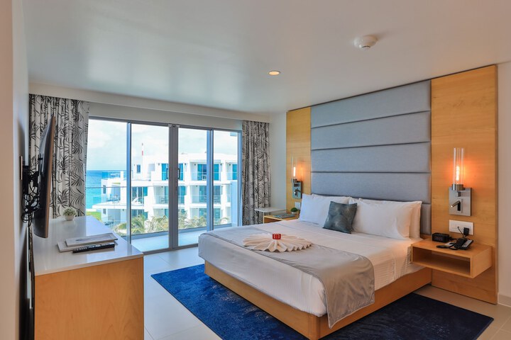 Room 21 of 100