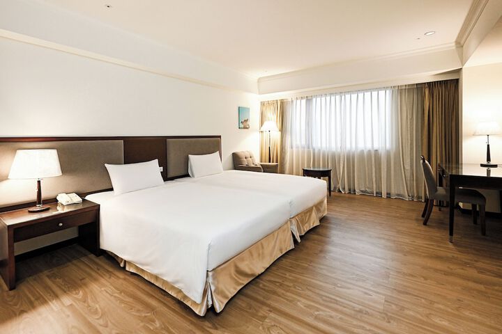 Room 15 of 72
