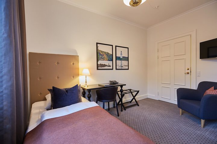 Room 14 of 43
