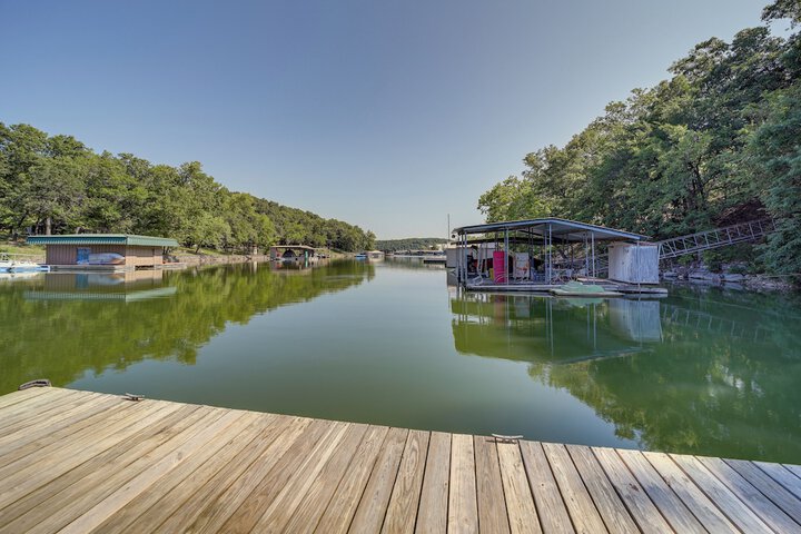 Boat Dock & Fire Pit: Lakefront Paradise in Eucha!