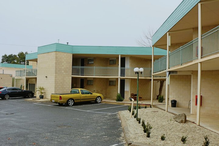 Hotel 56 of 59