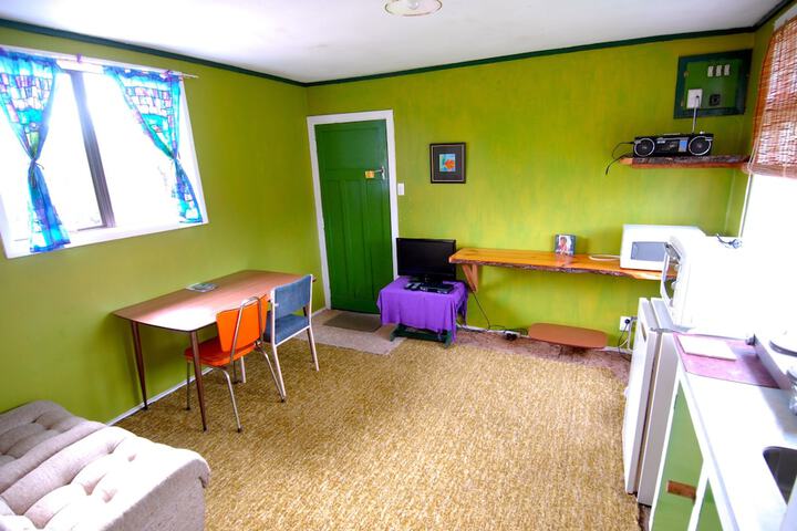 Room 8 of 41