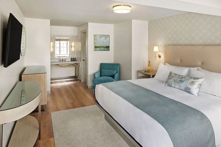 Room 8 of 23