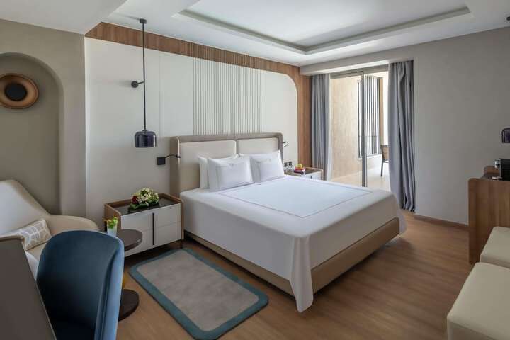 Room 35 of 95