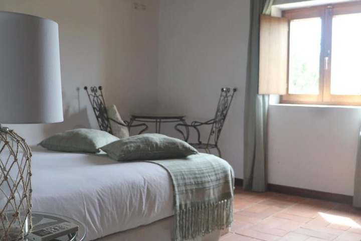 Room 8 of 61