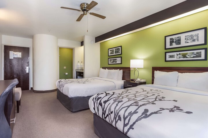 2 Queen Beds (4 of 9)