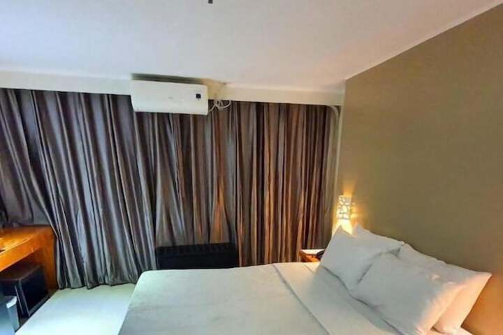 Room 26 of 44